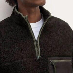 Everlane - THE TEDDY QUARTER-ZIP FLEECE in Black - Men’s Size Small